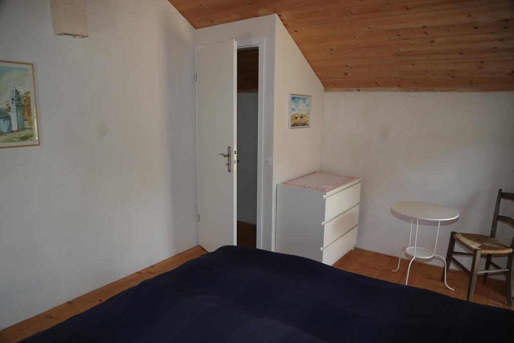 Casa Flora Apartment Verdabbio Ruang foto