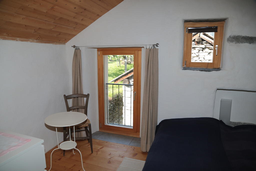 Casa Flora Apartment Verdabbio Ruang foto